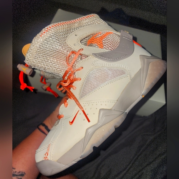 Women's Jordan Retro 7 SP x Bephie's Beauty Supply 'Sanddrift' Size: 7.5 - Picture 6 of 6